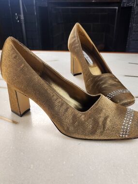 Vtg 80s Valenti Franco Bronze Block Heel Pumps with Rhinestones